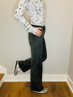 Side photo forest denim model