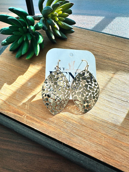Golden Bloom Filigree Earrings